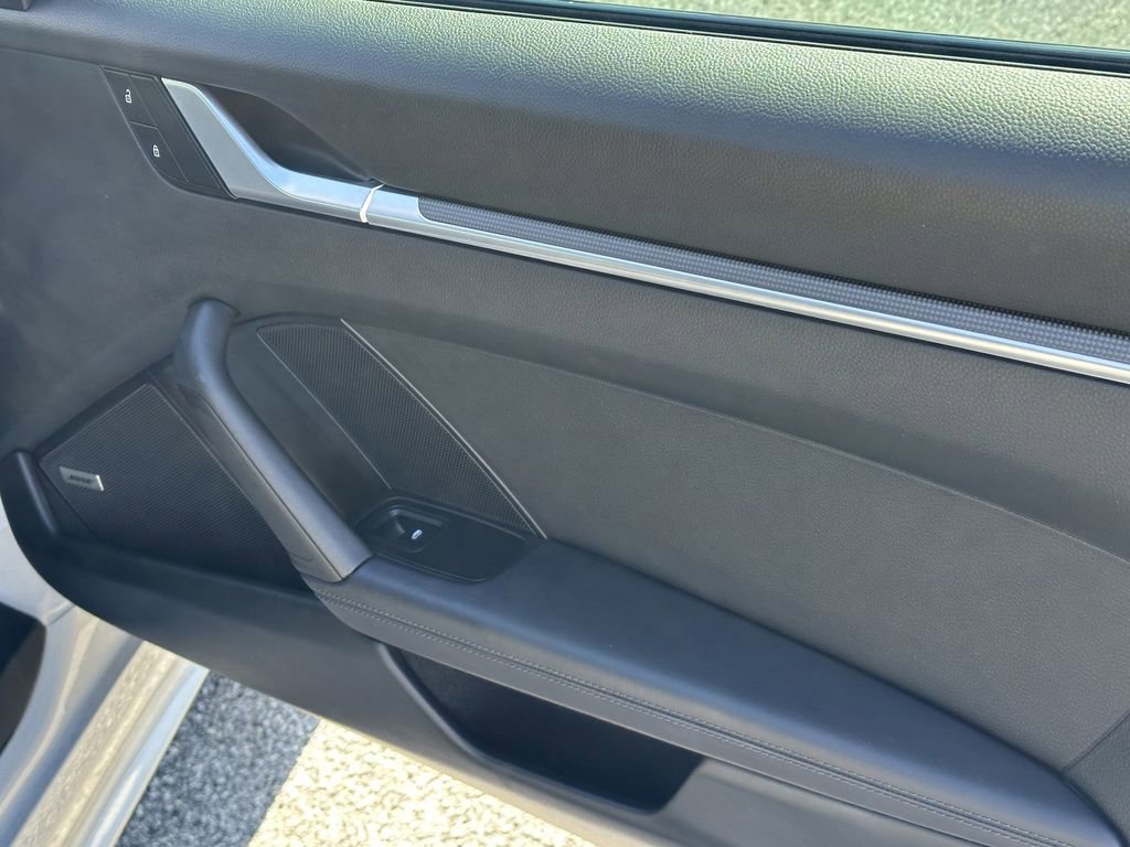 Used 2022 Porsche 911 Carrera image 17