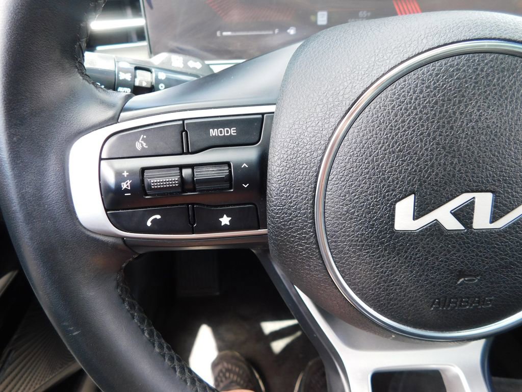Used 2025 Kia K5 GT-Line w/ GT-Line Premium Package FWD image 23