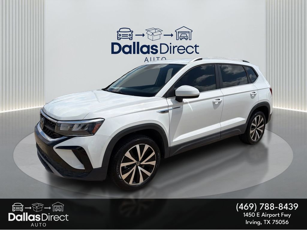 Used 2022 Volkswagen Taos SE image 1
