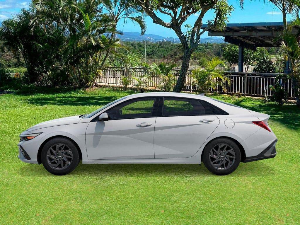 New 2026 Hyundai Elantra Hybrid FWD image 39