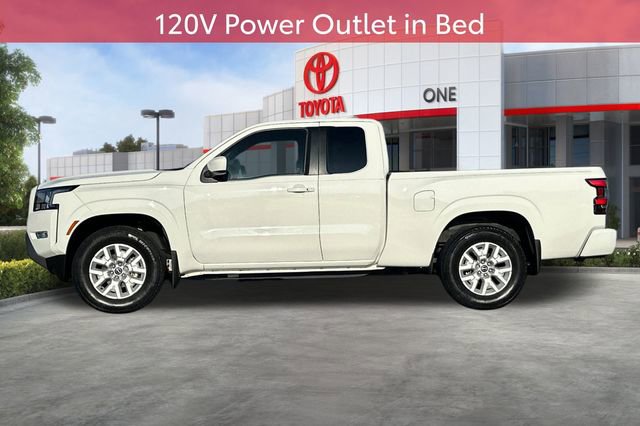 Used 2023 Nissan Frontier SV w/ SV Convenience Package image 9