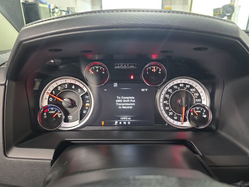Used 2018 RAM 2500 Big Horn w/ Sport Appearance Group AWD/4WD image 18