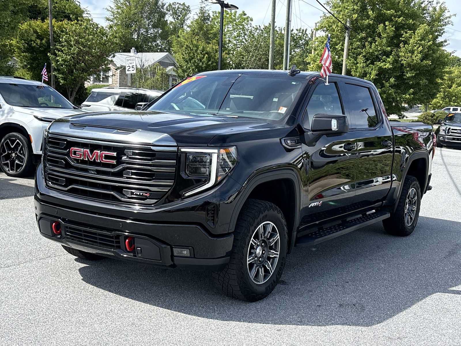 Used 2024 GMC Sierra 1500 AT4 w/ Technology Package AWD/4WD image 2