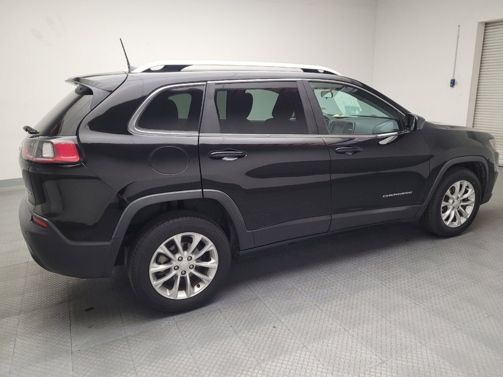 Used 2019 Jeep Cherokee Latitude w/ Popular Appearance Group image 10