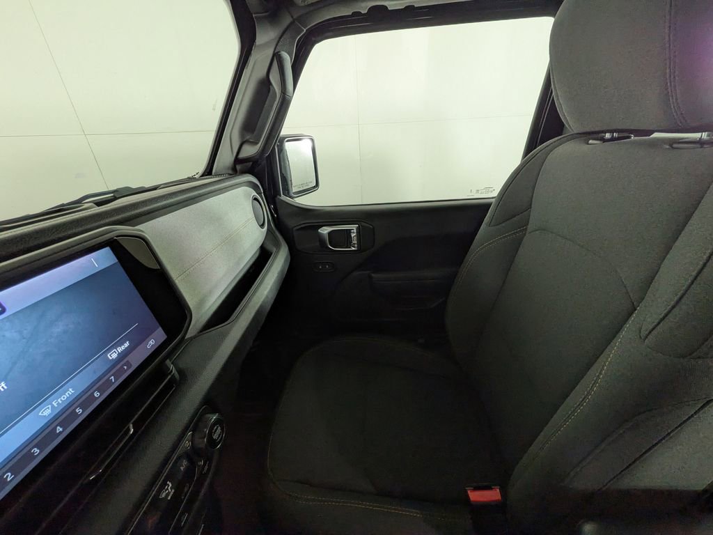 Certified 2025 Jeep Wrangler Unlimited Sport S 4xe image 32