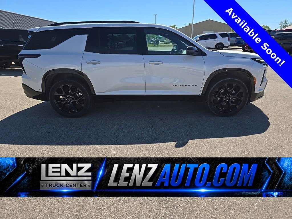 Used 2025 Chevrolet Traverse RS w/ LPO, Floor Liner Package AWD/4WD 360° Tour
