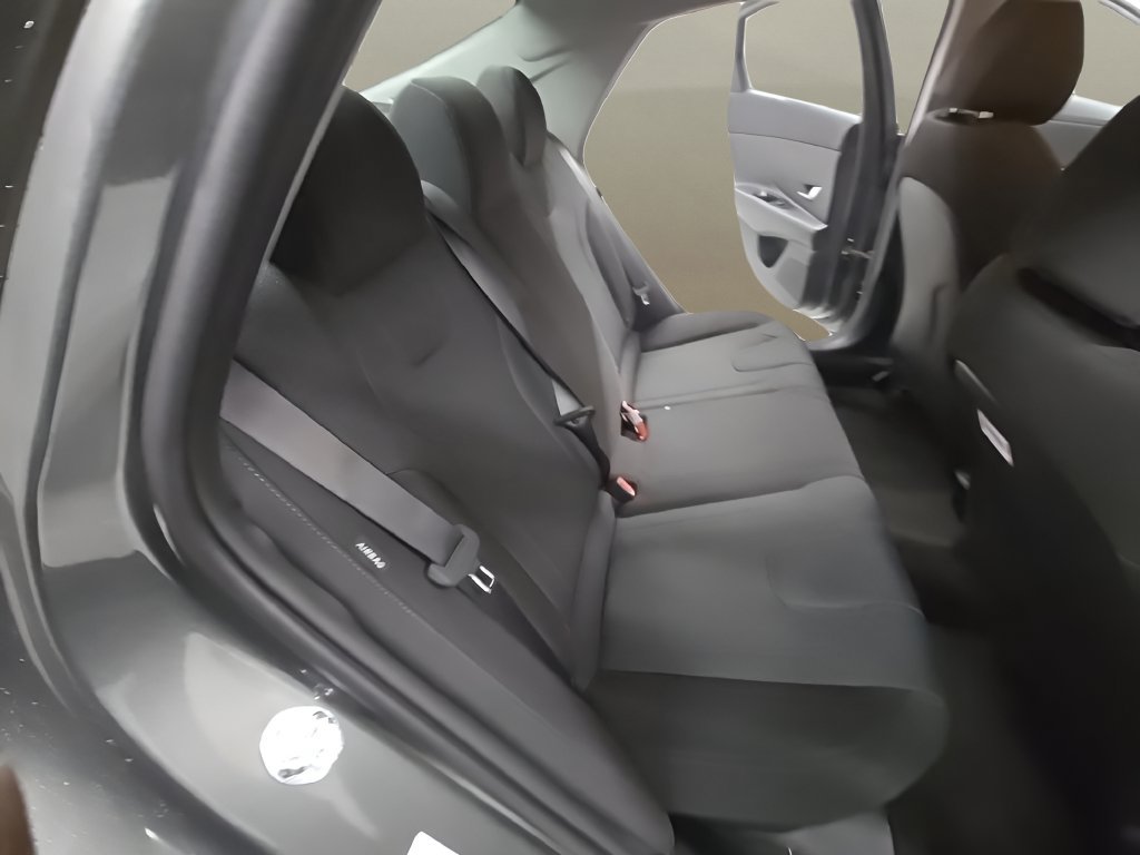 New 2026 Hyundai Elantra SE FWD image 23