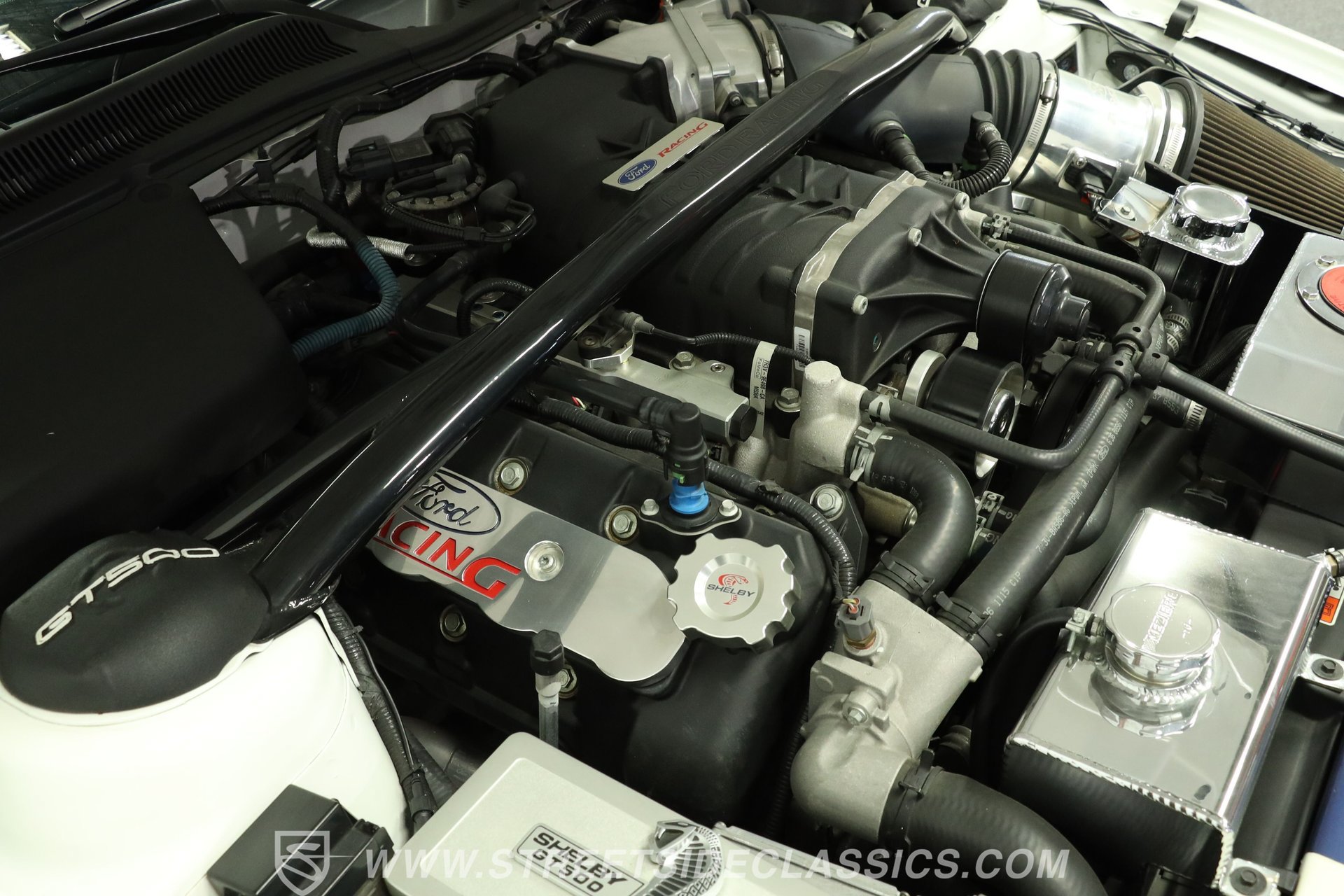 Used 2007 Ford Mustang Shelby GT500 RWD image 32