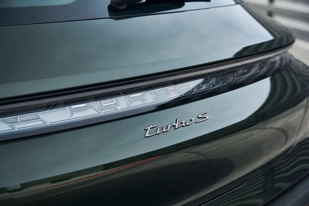 Used 2026 Porsche Taycan Turbo S image 17