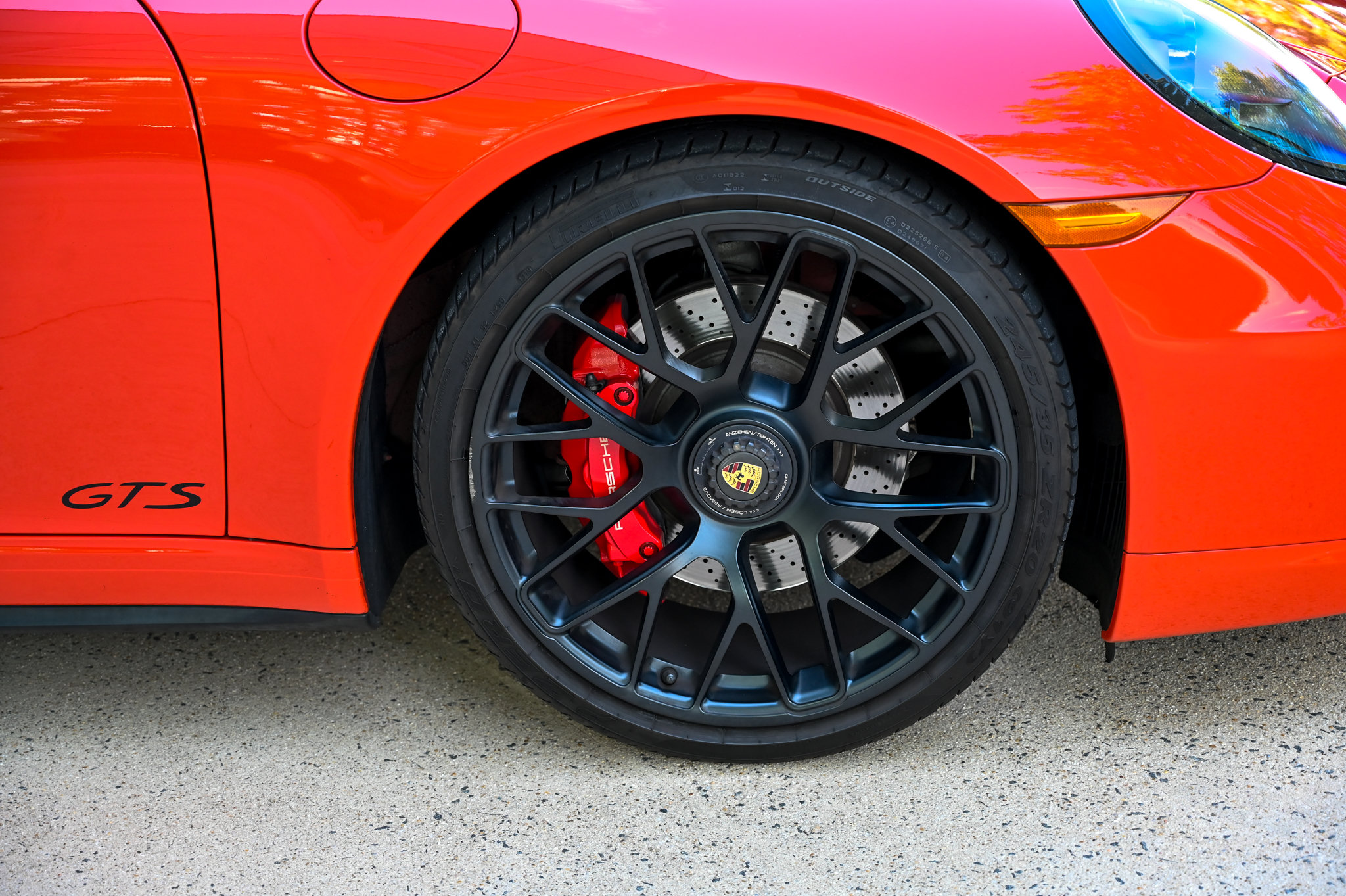 Used 2016 Porsche 911 Carrera GTS RWD image 12
