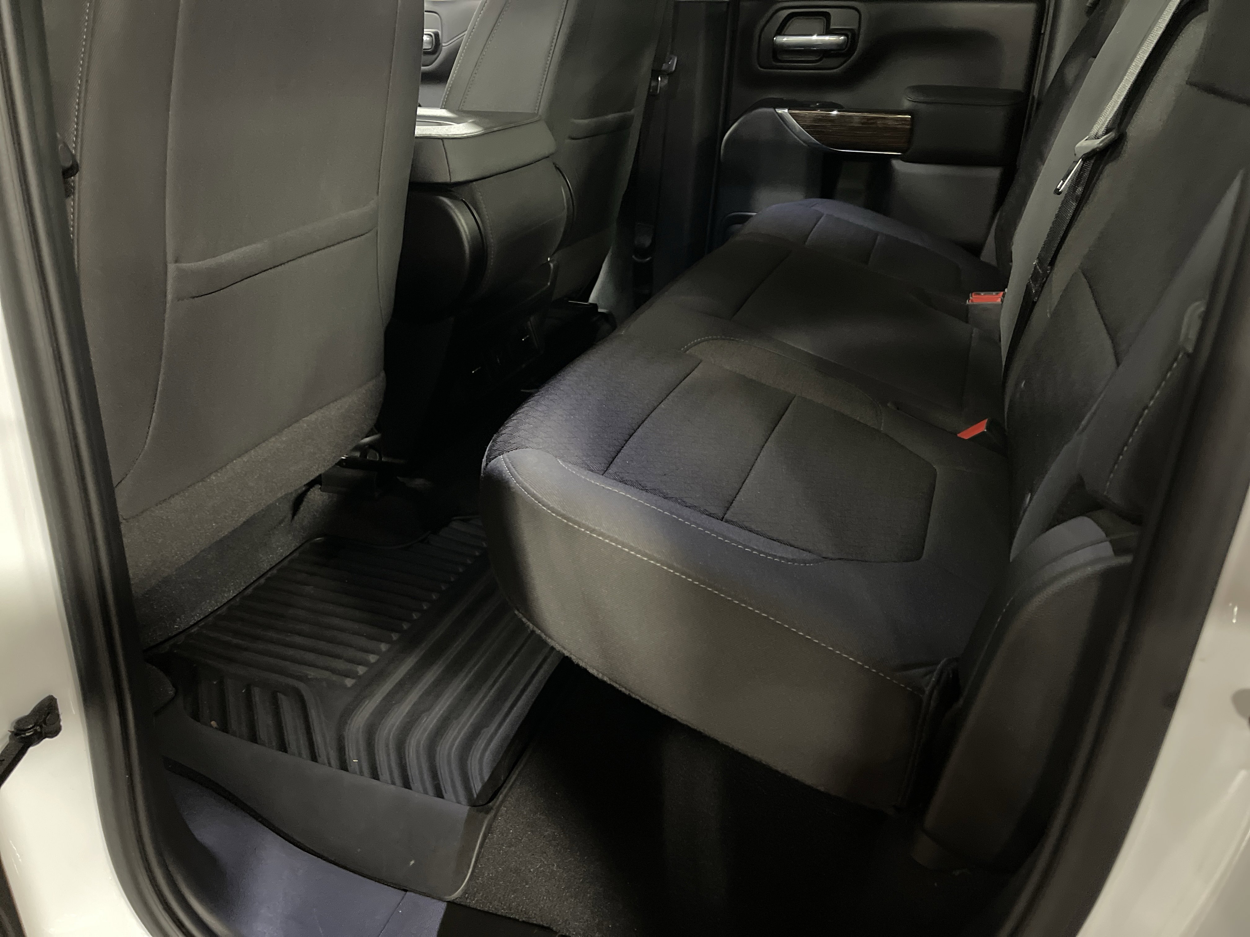 Used 2022 GMC Sierra 2500 SLE w/ SLE Convenience Package image 13