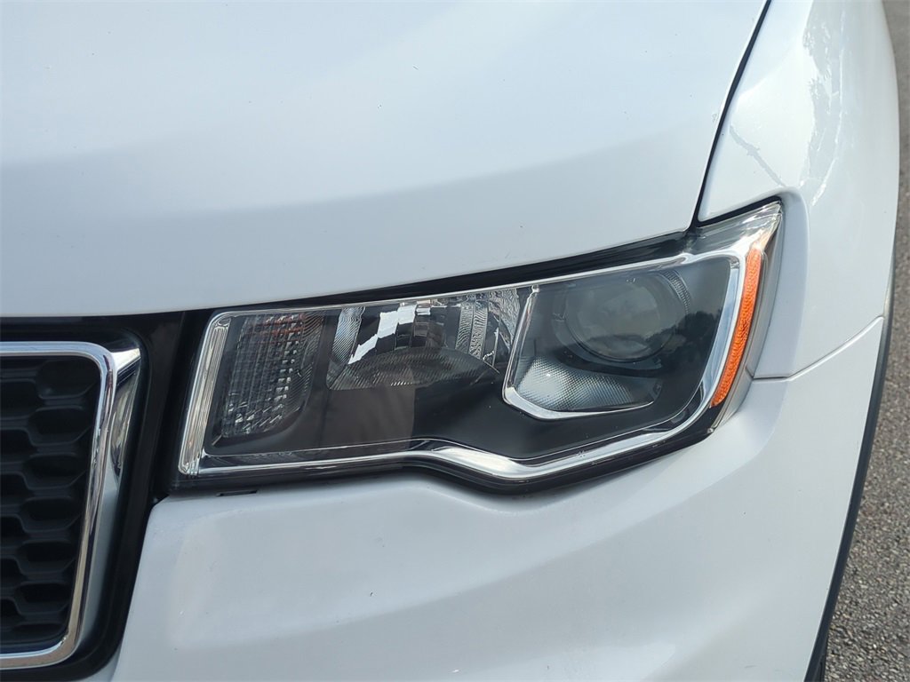 Used 2019 Jeep Grand Cherokee Limited image 11