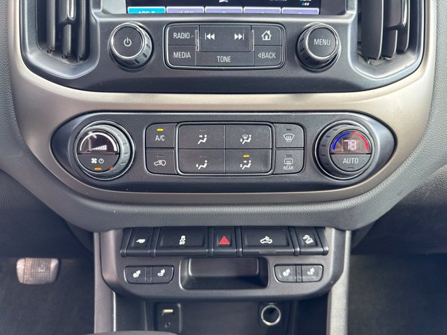 Used 2018 Chevrolet Colorado Z71 AWD/4WD image 21