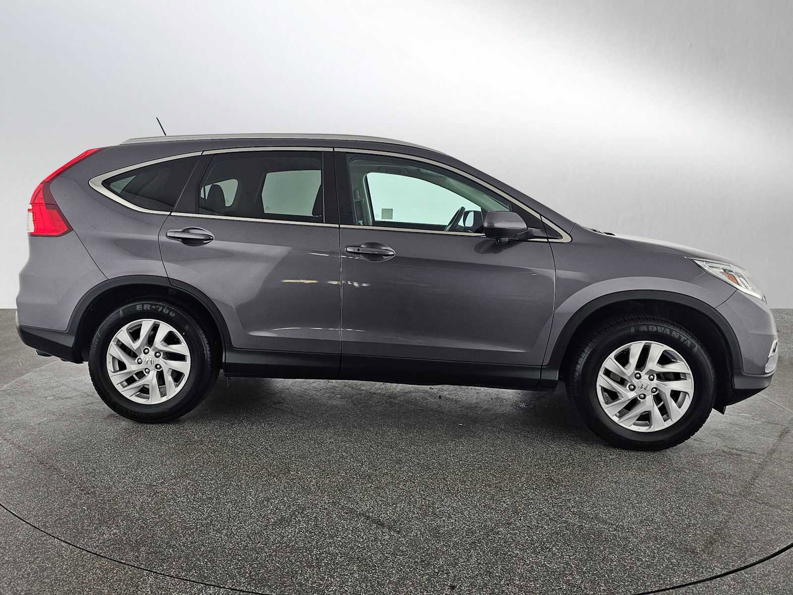 Used 2015 Honda CR-V EX-L image 2
