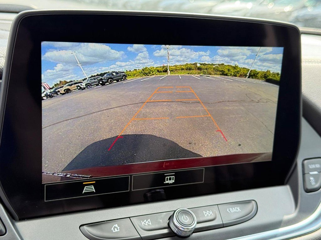 Used 2025 Chevrolet Blazer LT image 20