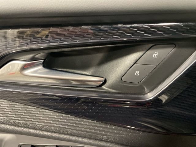 Used 2024 Chevrolet Blazer EV LT image 13