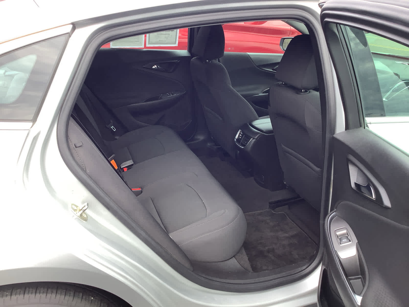 Used 2017 Chevrolet Malibu LT image 8