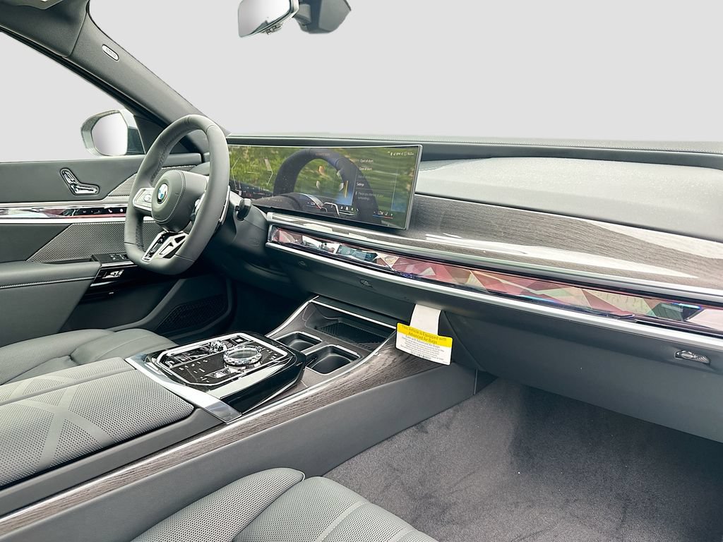New 2026 BMW 760i xDrive w/ Executive Package AWD/4WD image 31