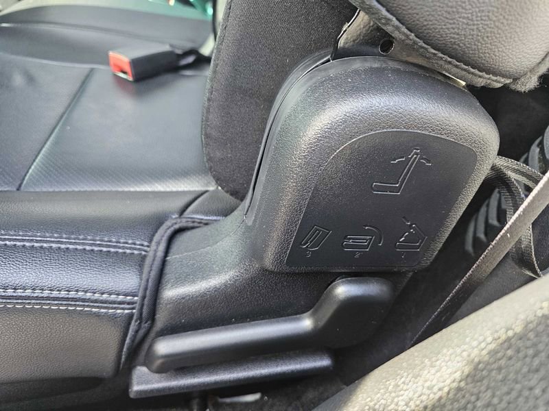 Used 2016 Ford Explorer Limited w/ Class II Trailer Tow Package image 27