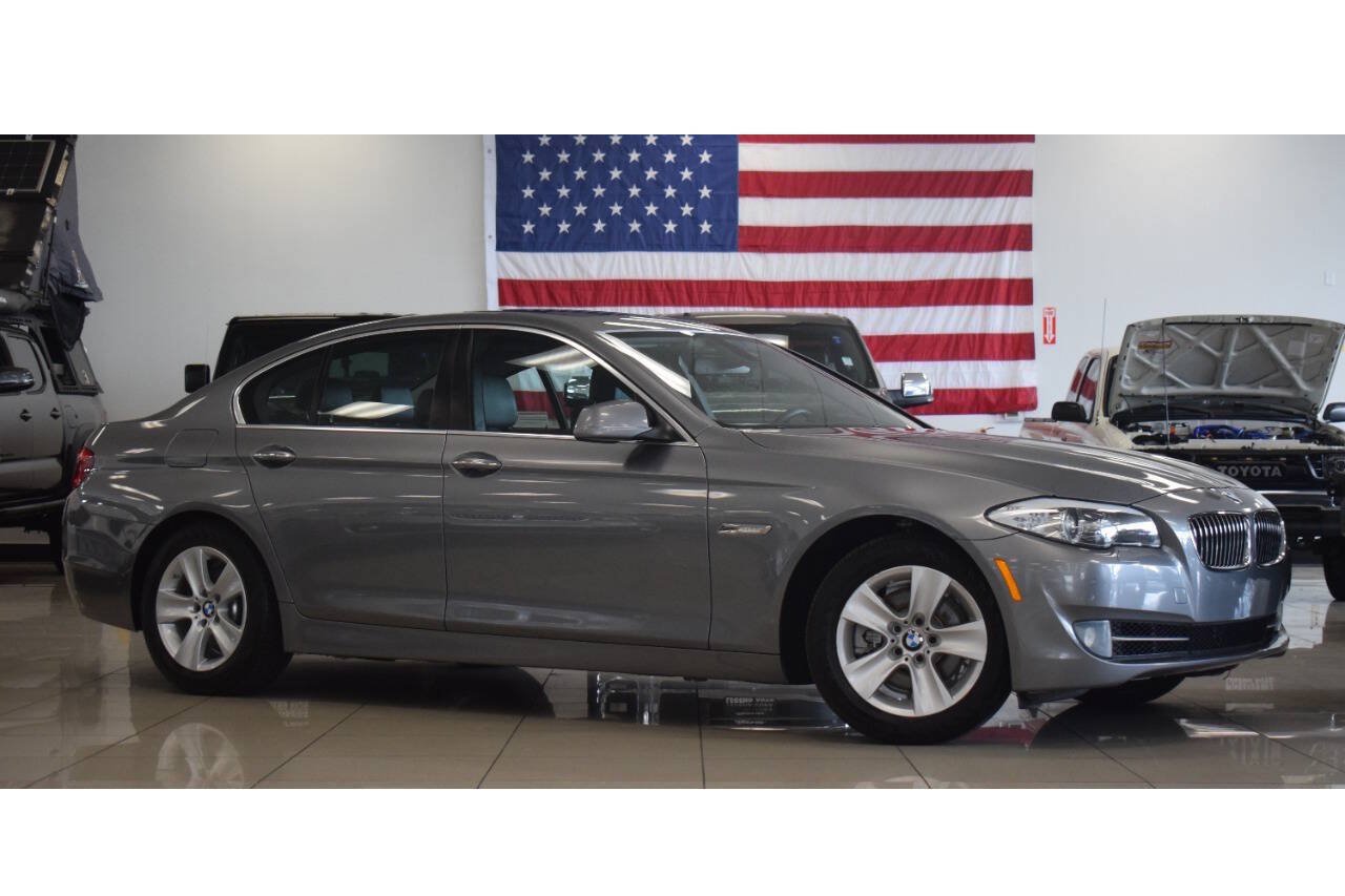 Used 2012 BMW 528i Sedan RWD image 1