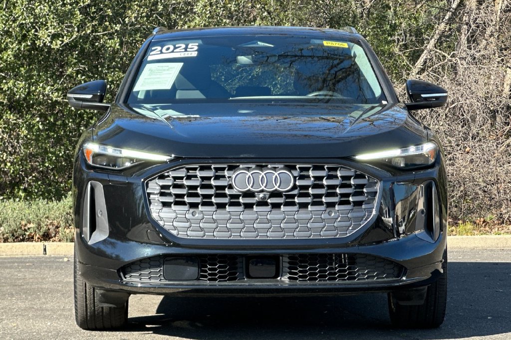 Used 2025 Audi Q5 Premium w/ Premium Plus AWD/4WD image 12