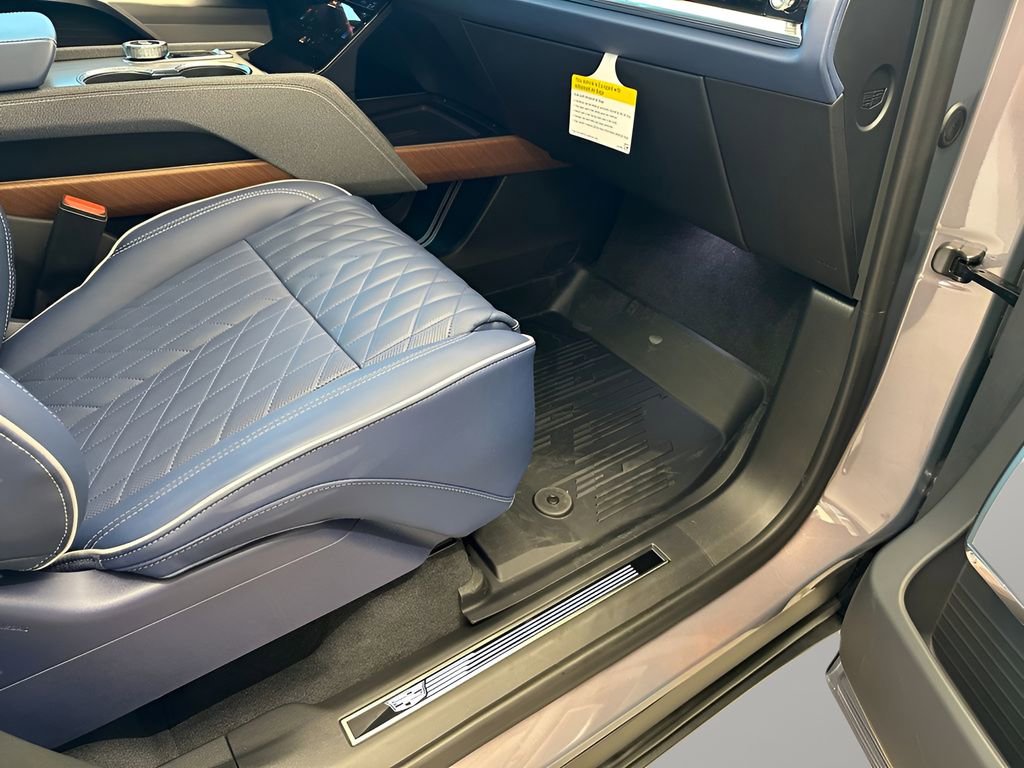 New 2026 Cadillac Vistiq Premium Luxury image 12