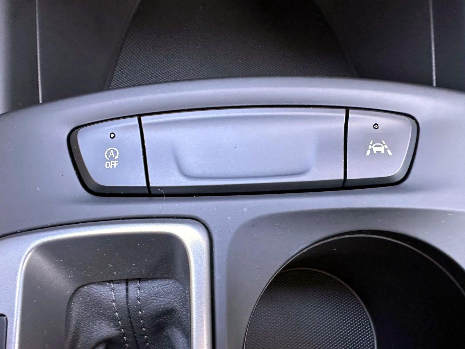 Used 2024 Chevrolet Trax LS w/ LS Convenience Package FWD image 25