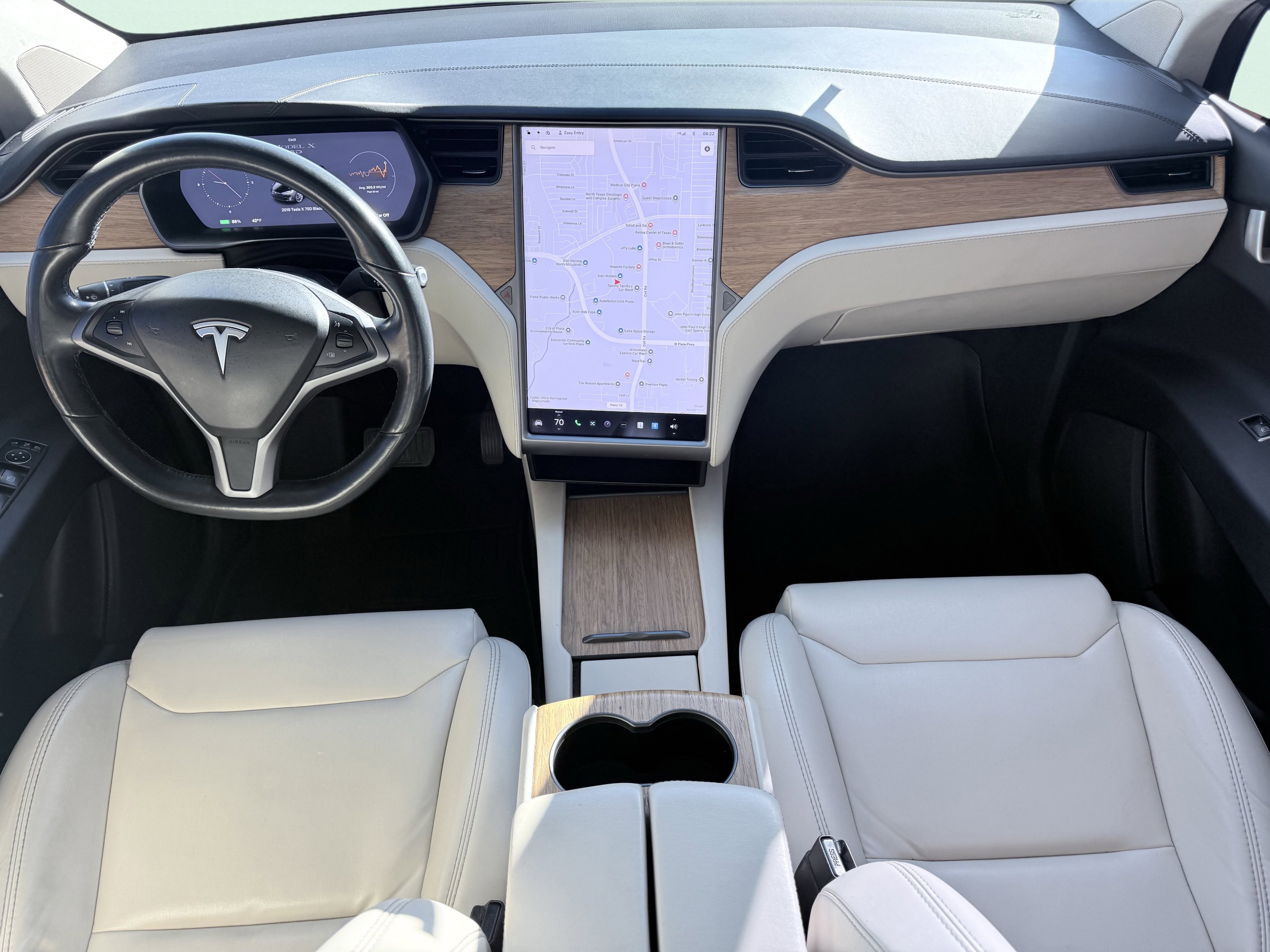 Used 2019 Tesla Model X 75D image 18