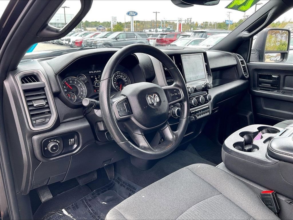 Used 2024 RAM 2500 Tradesman w/ Convenience Group AWD/4WD image 8