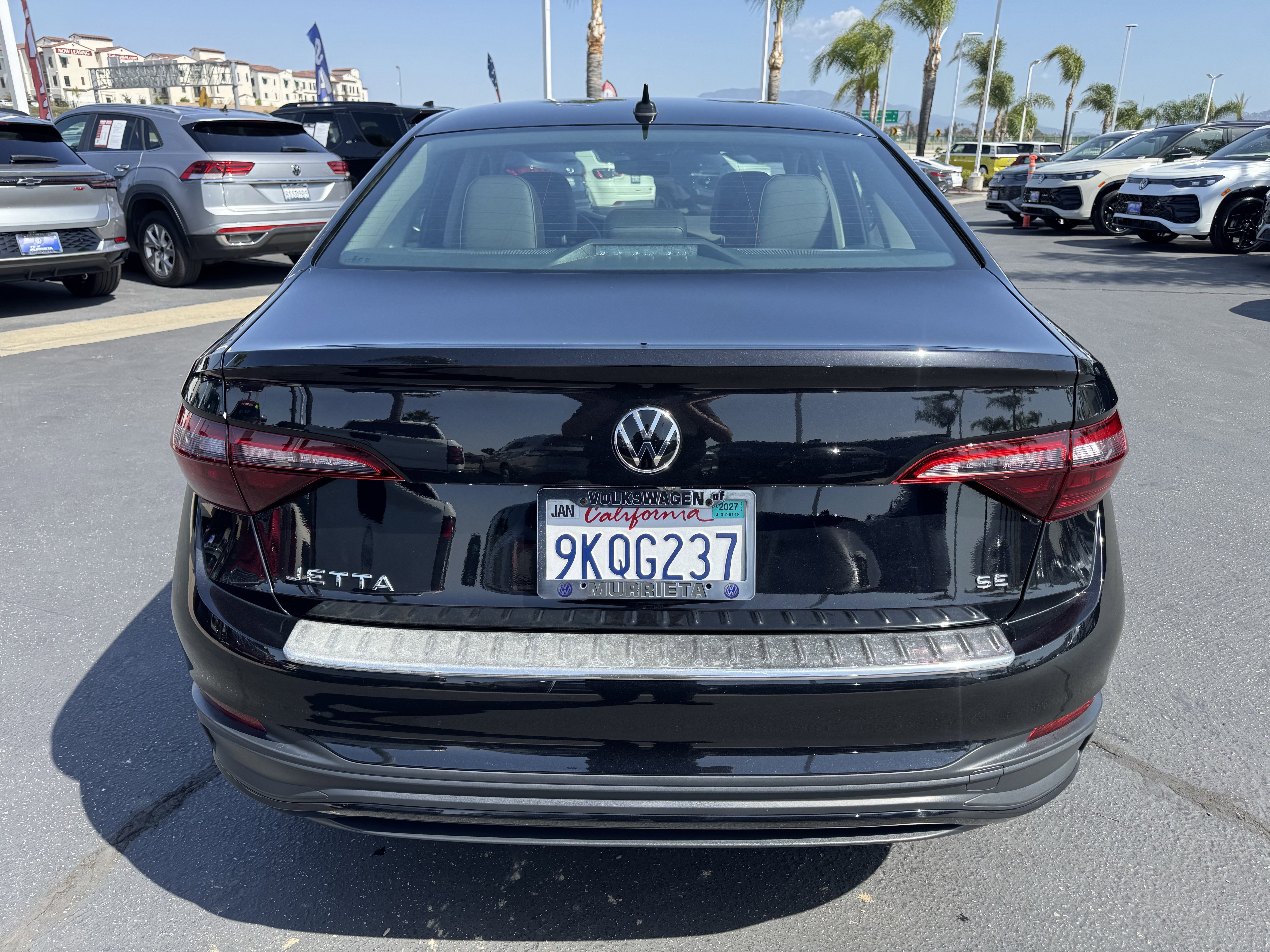 Used 2024 Volkswagen Jetta SE FWD image 11