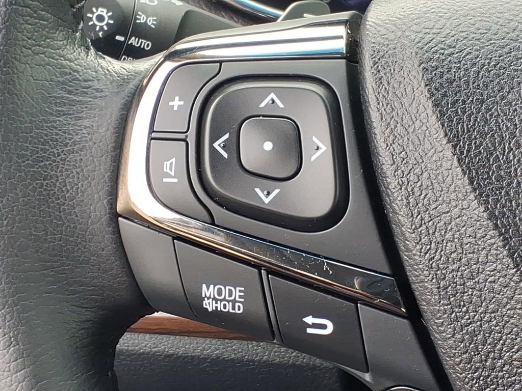 Used 2015 Toyota Avalon XLE Premium FWD image 11