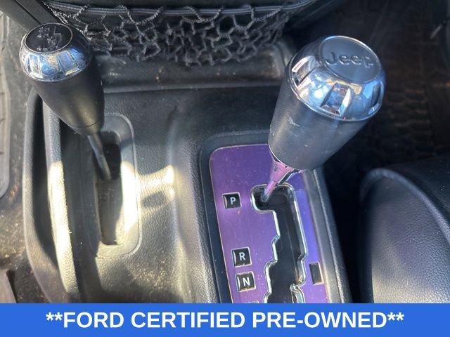 Used 2017 Jeep Wrangler Unlimited Sport w/ Connectivity Group image 11