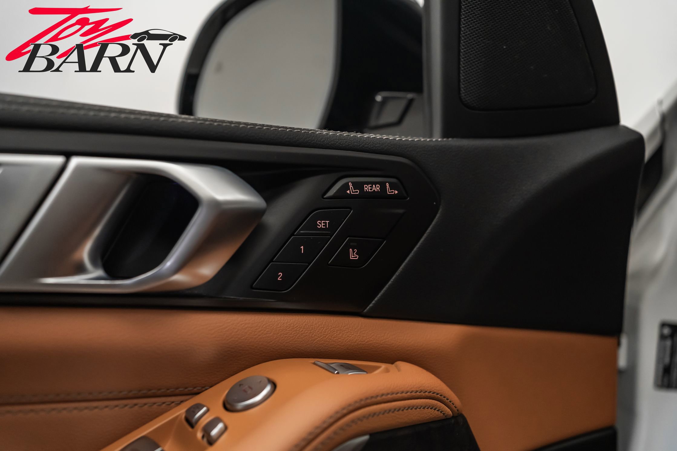 Used 2022 BMW X7 xDrive40i w/ Premium Package image 21