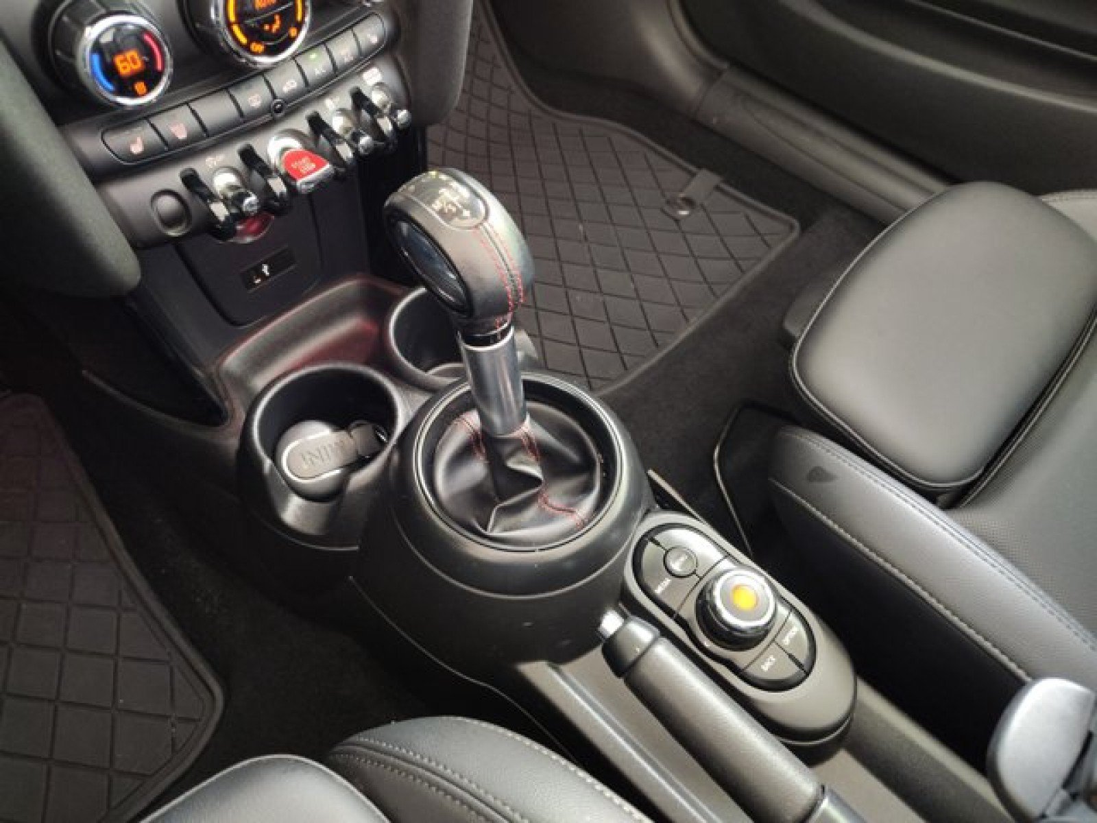 Used 2019 MINI Cooper S w/ Premium Package FWD image 14