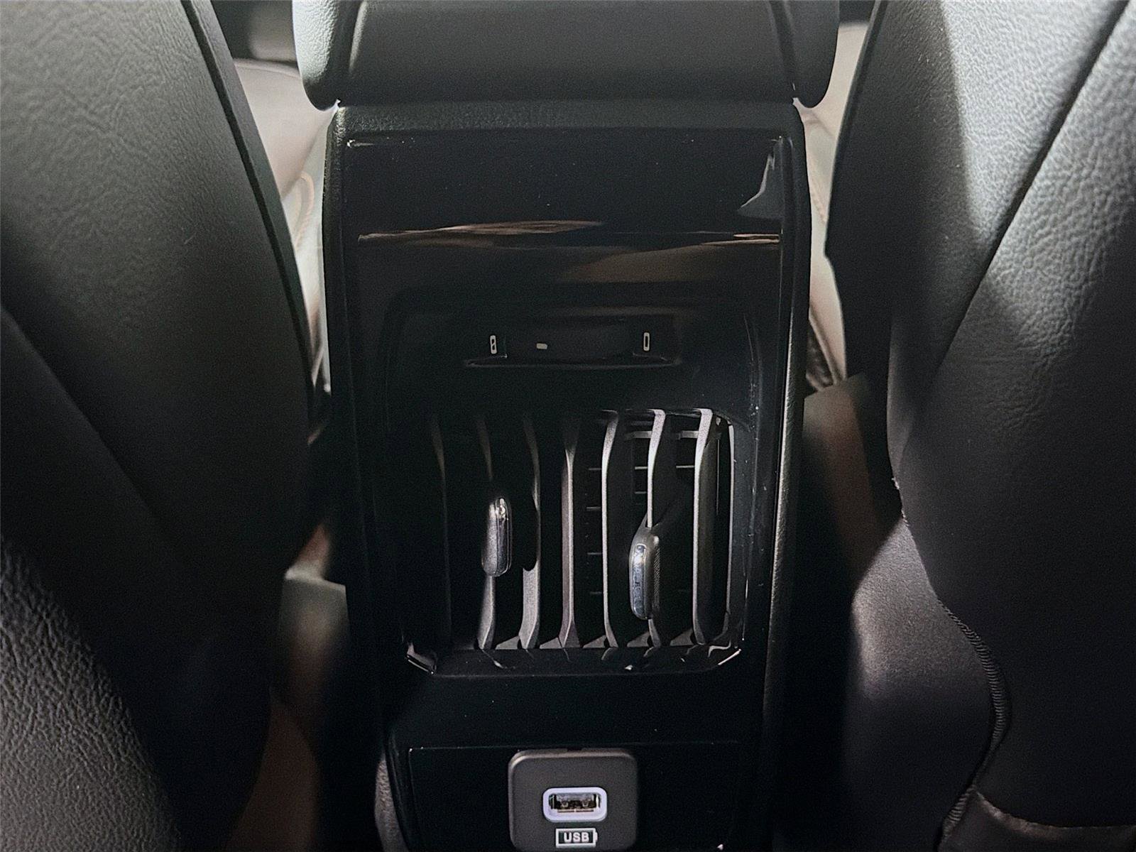 Used 2023 Jeep Compass Limited image 24