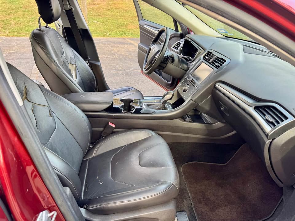 Used 2014 Ford Fusion Titanium image 6