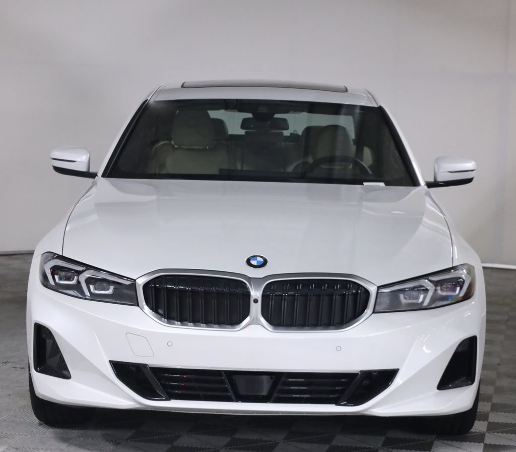 Used 2025 BMW 330i xDrive Sedan w/ Premium Package AWD/4WD image 2