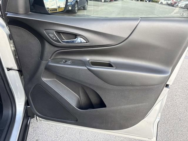 Used 2021 Chevrolet Equinox LT AWD/4WD image 17