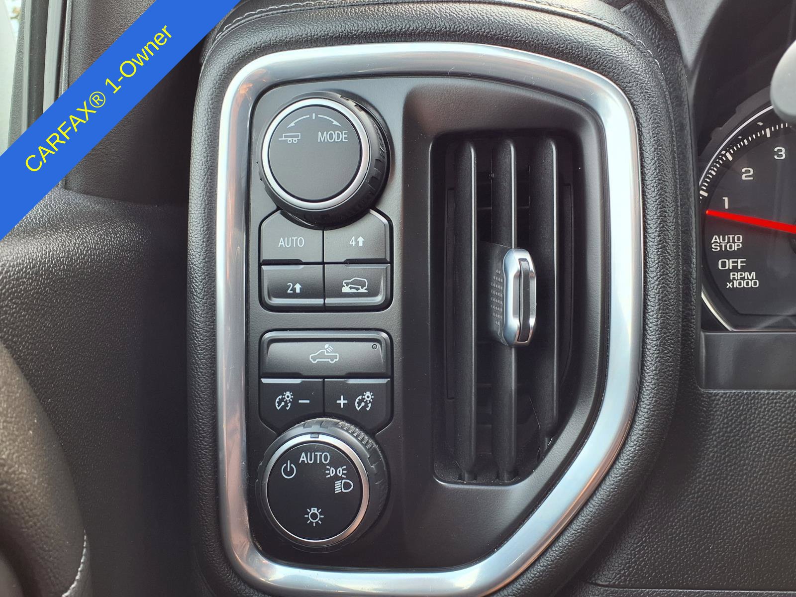 Used 2021 Chevrolet Silverado 1500 LT w/ Bed Protection Package AWD/4WD image 28