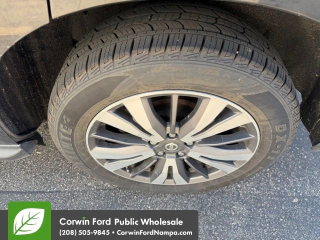 Used 2017 Nissan Pathfinder SL AWD/4WD image 11