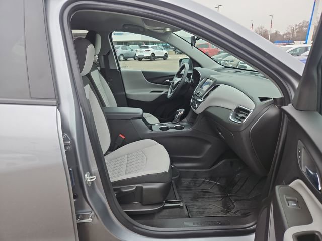 Used 2024 Chevrolet Equinox LS w/ LS Convenience Package image 14