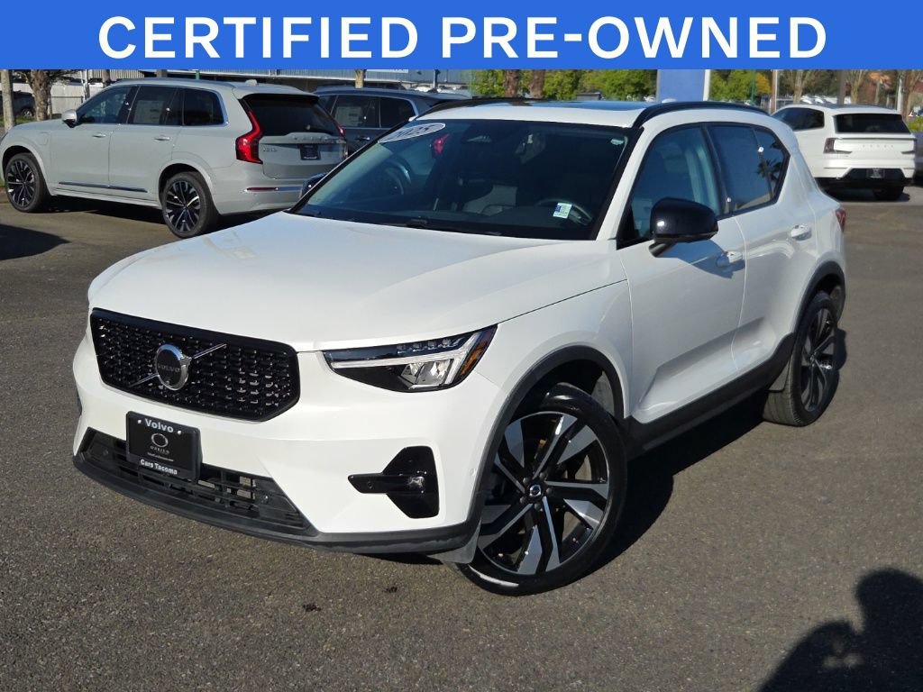 Certified 2025 Volvo XC40 B5 Plus