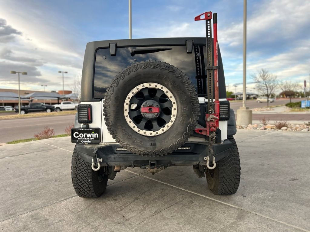 Used 2016 Jeep Wrangler Unlimited Rubicon image 7