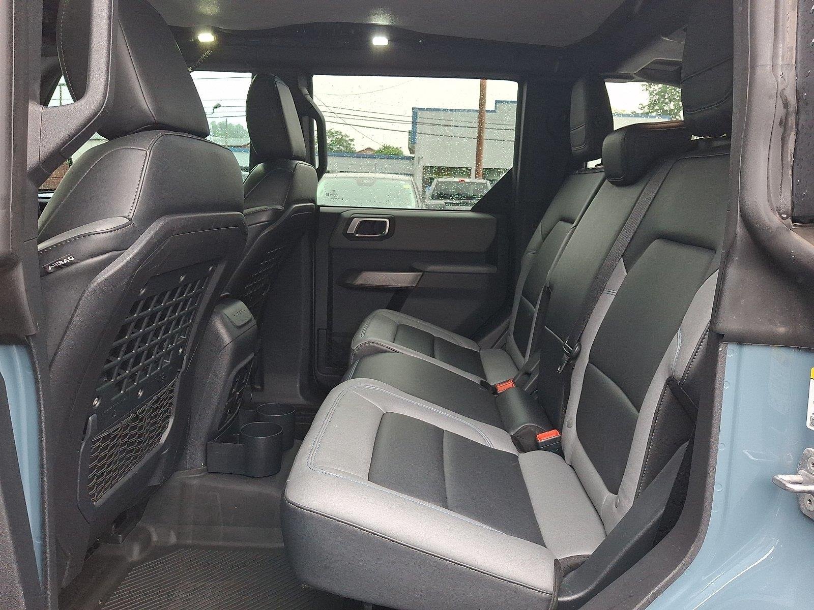 Used 2022 Ford Bronco Black Diamond w/ Sasquatch Package AWD/4WD image 10