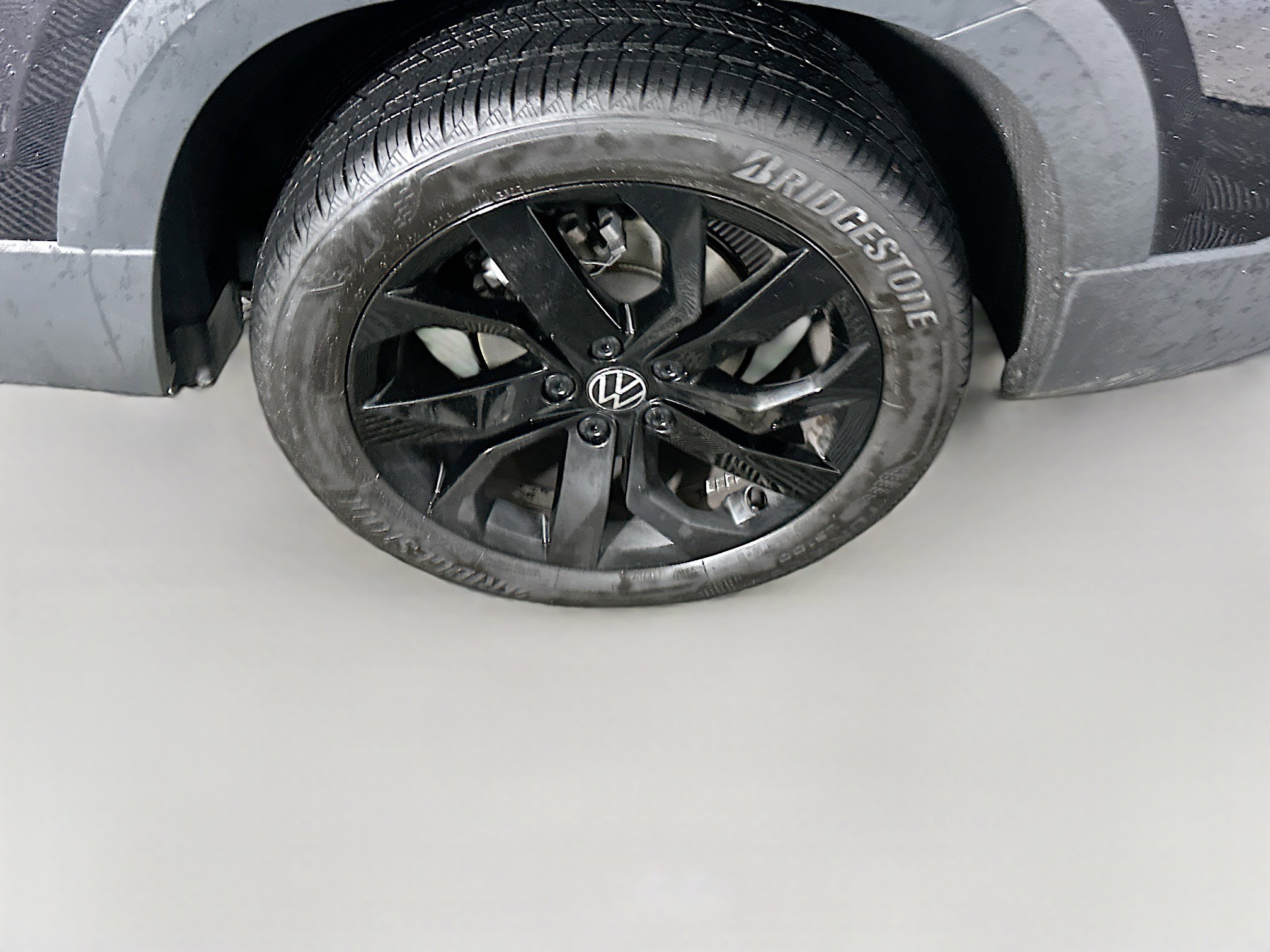 Used 2024 Volkswagen Taos SE image 11