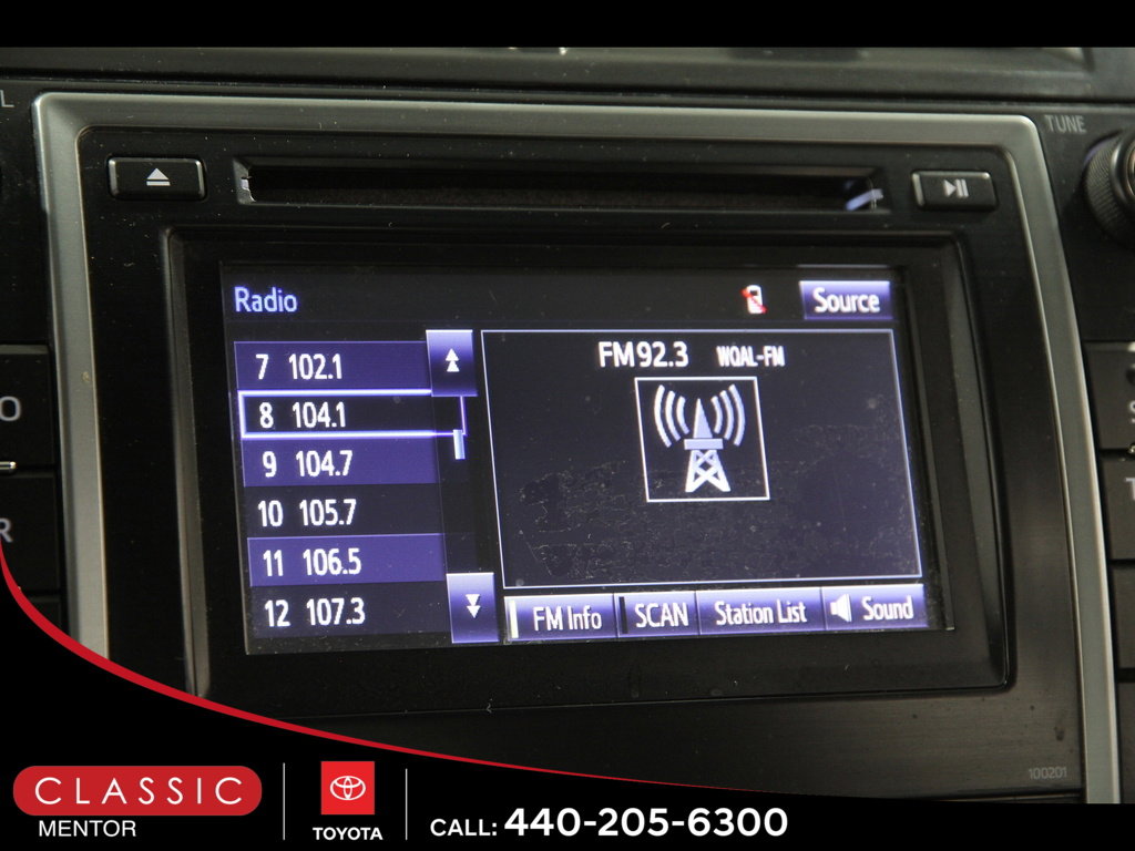 Used 2014 Toyota Camry SE image 10