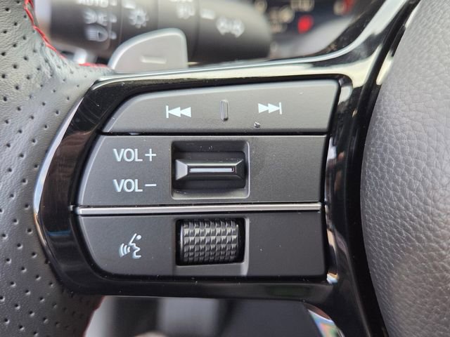 Certified 2025 Acura ADX A-Spec image 24