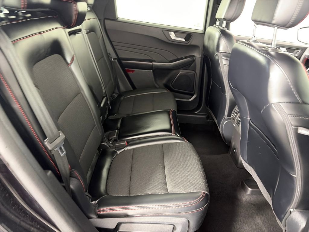 Certified 2025 Ford Escape ST-Line Select image 29