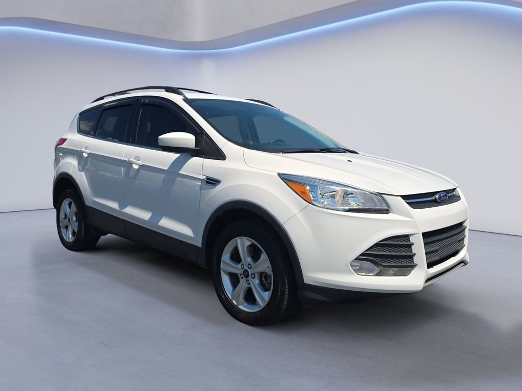 Used 2016 Ford Escape SE w/ SE Leather Comfort Package AWD/4WD image 8