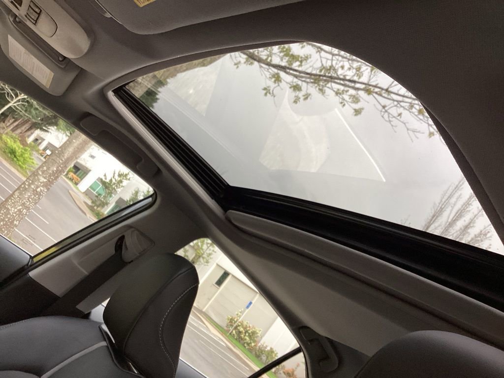 Used 2024 Toyota Camry XSE w/ Navigation Package FWD image 4